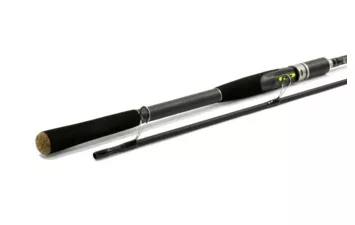 Спиннинг Favorite Zander ZRS-902M 270см max 32g