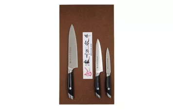 Набор ножей подарочный Satake Sakura  HG8082 (3 ножа)