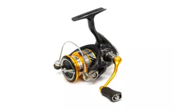 Катушка безынерционная Daiwa 19 Revros LT 1000