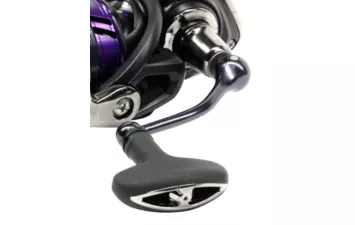 Катушка безынерционная Daiwa 18 Prorex X LT 2500