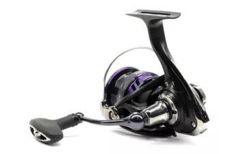 Катушка безынерционная Daiwa 18 Prorex X LT 2500