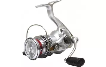 Катушка безынерционная Daiwa Crossfire 20 LT 2500