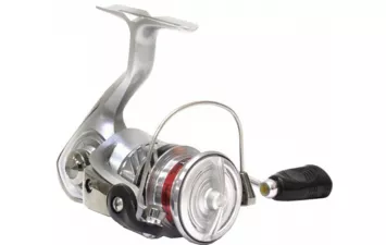 Катушка безынерционная Daiwa Crossfire 20 LT 2500