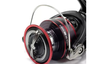 Катушка безынерционная Daiwa 20 Ninja BR LT 5000-C