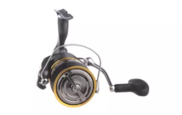 Катушка безынерционная Daiwa 20 Laguna LT 2500
