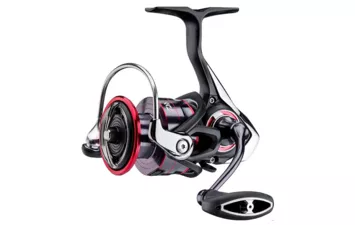 Катушка безынерционная Daiwa 20 Fuego LT 2000D