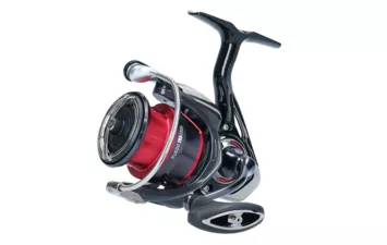 Катушка безынерционная Daiwa 20 Fuego LT 3000D-С