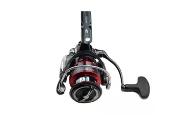 Катушка безынерционная Daiwa 20 Fuego LT 3000-С