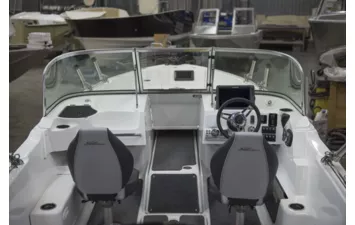Катер NorthSilver Husky 630 SF