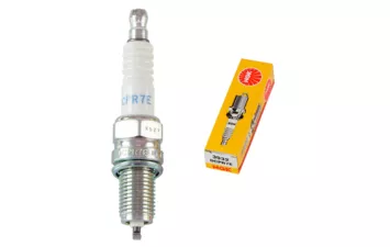 Свеча зажигания NGK DCPR7E 3932 4415 (21040105101 0801457)