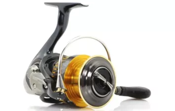 Катушка безынерционная  DAIWA  Certate-16 2508PE
