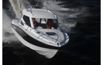Катер NorthSilver Eagle Star Cabin 690