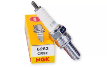 Свеча зажигания NGK CR9E  6263