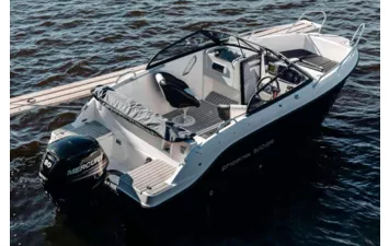 Катер Phoenix 510 BR