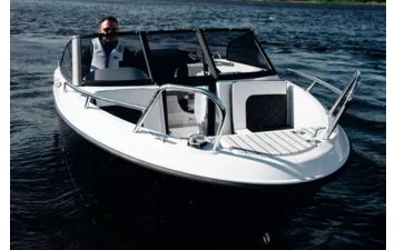 Катер Phoenix 510 BR