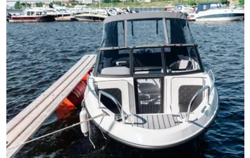 Катер Phoenix 510 BR