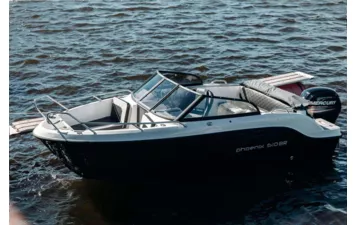Катер Phoenix 510 BR