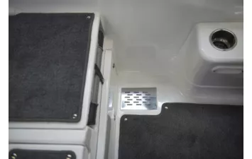 Катер NorthSilver Husky 630 SF
