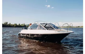 Катер Phoenix 530 HT