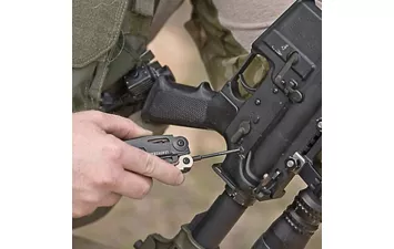 Мультитул Leatherman MUT нейлоновый чехол MOLLE