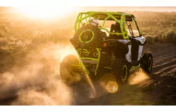 Мотовездеход Can-Am Maverick XDS DPS 1000 Turbo Carbon