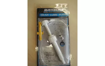 Насос для закачки редукт-го масла Quicksilver 1 Л 8M0072133
