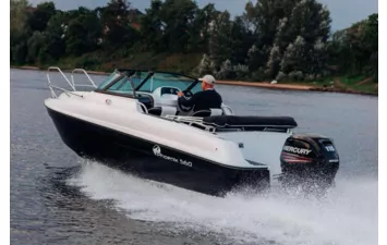 Катер Phoenix 560