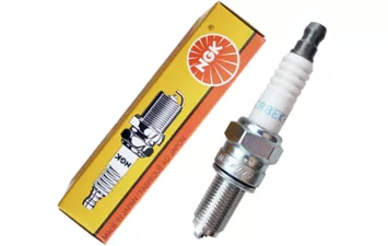 Свеча зажигания NGK CR8EKB 4374 415129429 (1200 4-TEC)