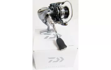 Катушка безынерционная Daiwa Caldia 2000 A