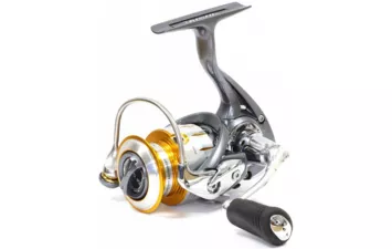 Катушка безынерционная Daiwa Freams-11 2000