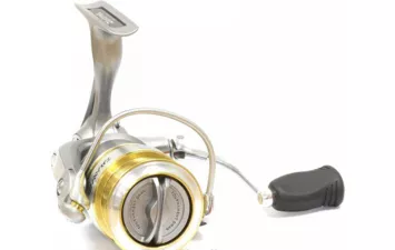 Катушка безынерционная Daiwa Revros-10 MX 2506