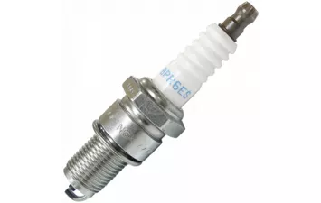 Свеча зажигания NGK BPR6ES 7822