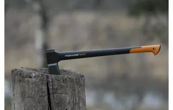 Топор Fiskars 122480 колун Х25