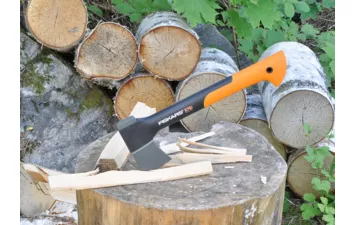 Топор Fiskars 121420 туристический Х7