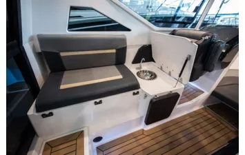 Катер NorthSilver Eagle Star Cabin 655