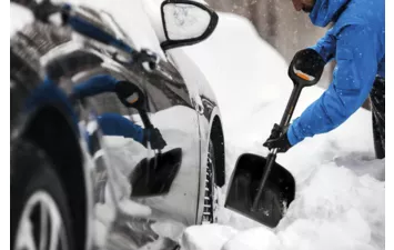 Лопата телескопическая Fiskars автомобильная X-series