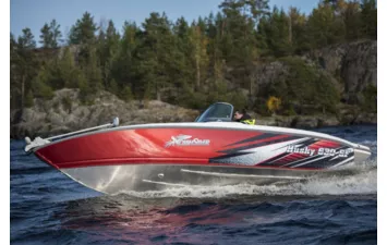 Катер NorthSilver Husky 630 SF