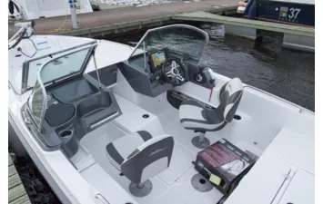Катер NorthSilver Husky 630 SF