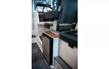 Катер NorthSilver Eagle Cabin 655