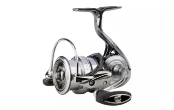 Катушка безынерционная Daiwa 18 Exist G LT 3000D-C
