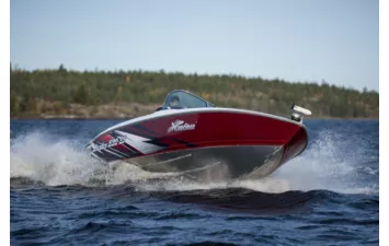 Катер NorthSilver Husky 630 SF