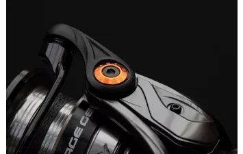 Катушка безынерционная Savage Gear SG6 2500 FD