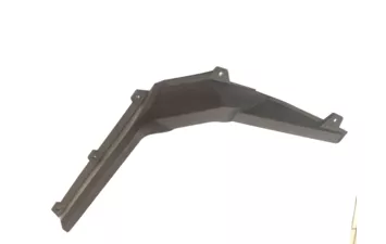 Задняя правая накладка на крылья 13046-00008-1