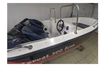 Катер Корвет 500. vin 1028