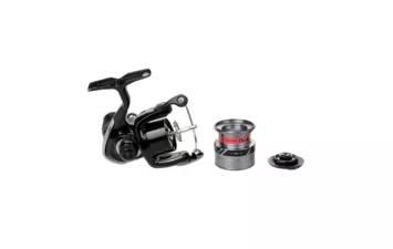 Катушка безынерционная Daiwa 20 RX LT 2000