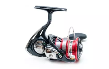 Катушка безынерционная Daiwa 23 Ninja LT 1000