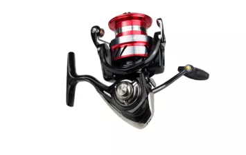 Катушка безынерционная Daiwa 23 Ninja LT 1000
