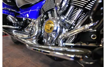 Мотоцикл Indian Roadmaster Elite Cobalt Candy over Black Crystal w/23k Gold ( )