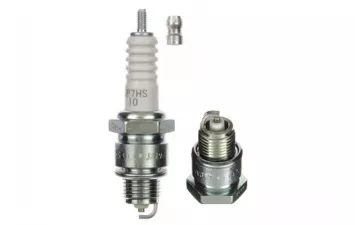 Свеча зажигания NGK BP7HS-10 7829 (ПЛМ YAMAHA TOHATSU HIDEA SEA PRO GLADIATOR)