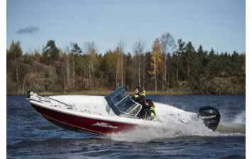 Катер NorthSilver Husky 630 SF